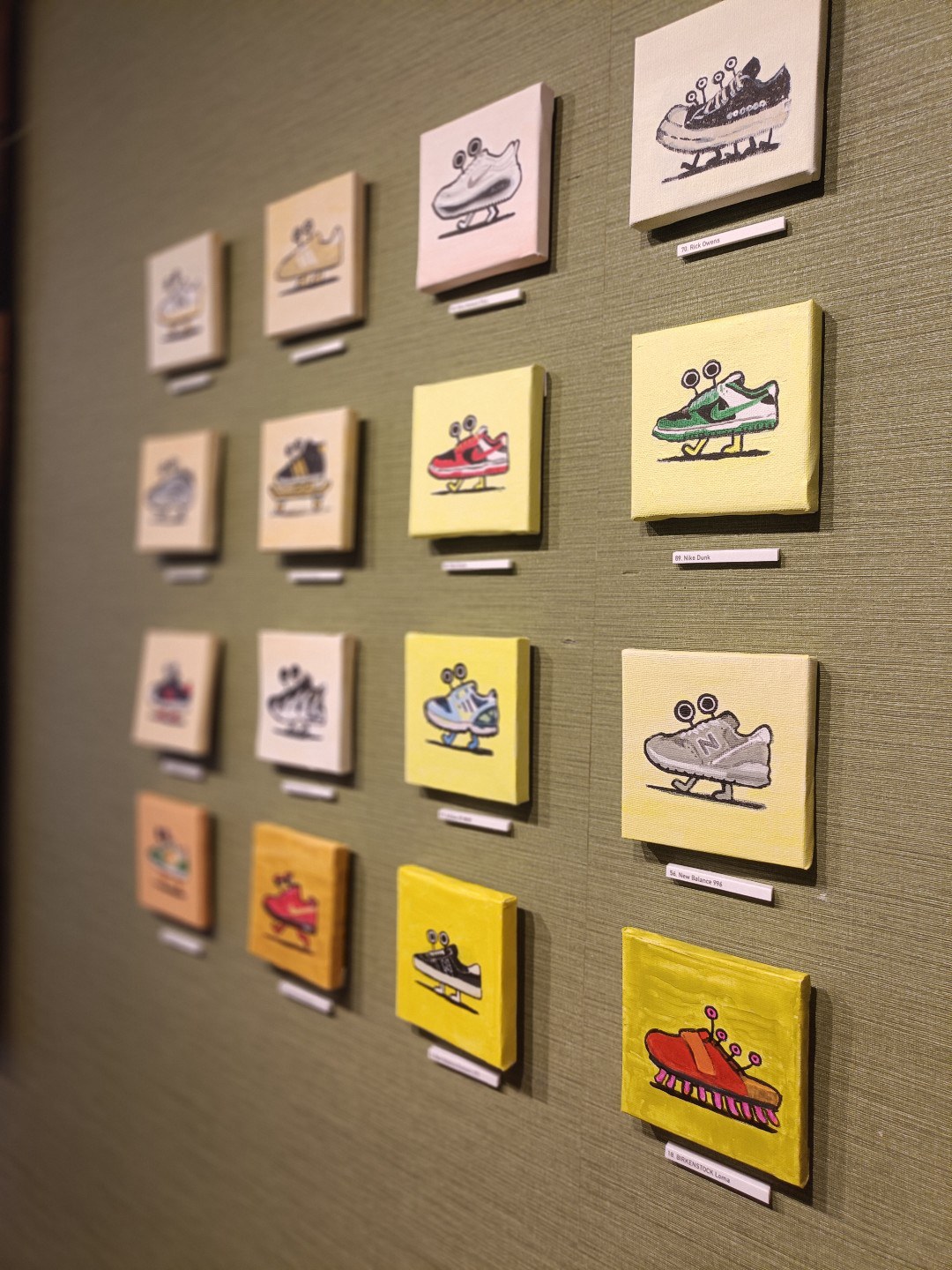 スニーカー星人100体展